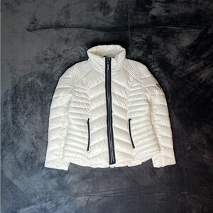 GUESS Puffer Jacket